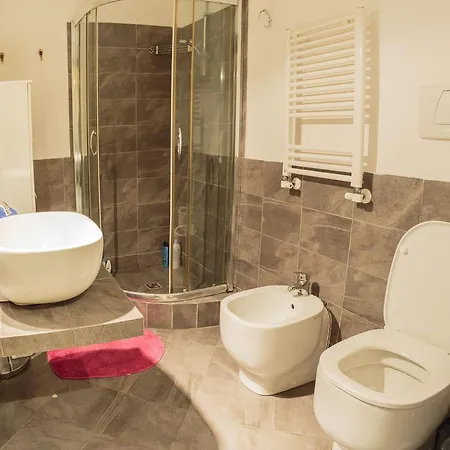 4bros Apartment/10 Apartamento *